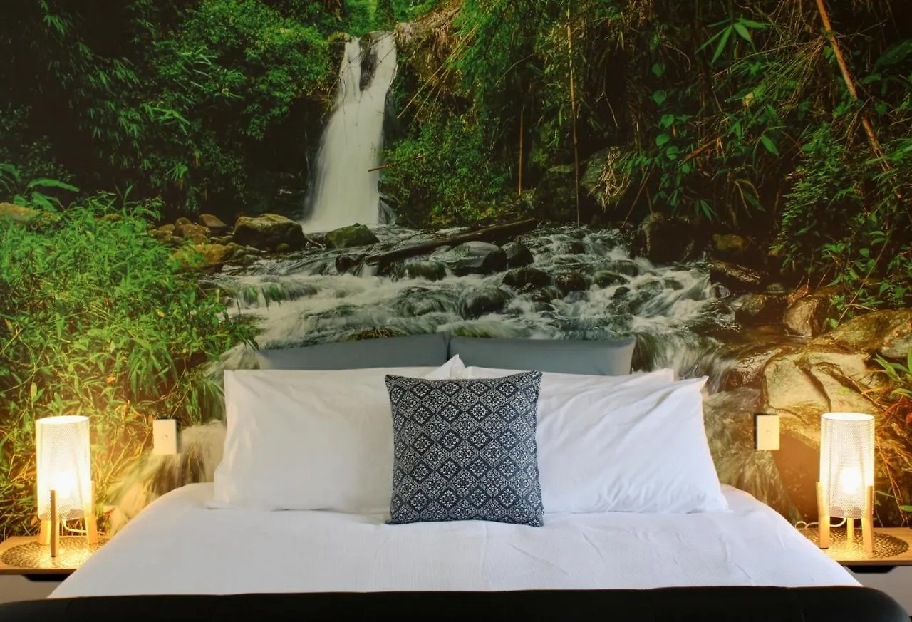 Hideaway Falls - Bunya Cottage Mapleton